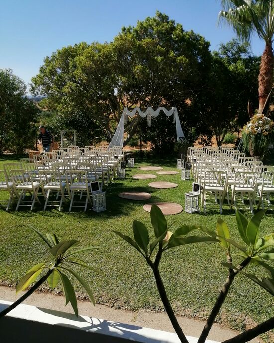 JARDINES Y CELEBRACIONES